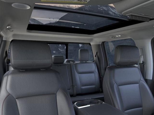 New 2025 Ford F250 Lariat w/ Lariat Ultimate Package image 22