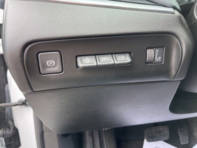 Used 2024 Buick Enclave Premium FWD image 30