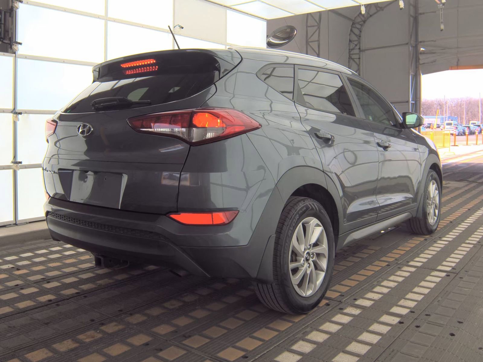 Used 2016 Hyundai Tucson SE w/ Option Group 02 FWD image 6