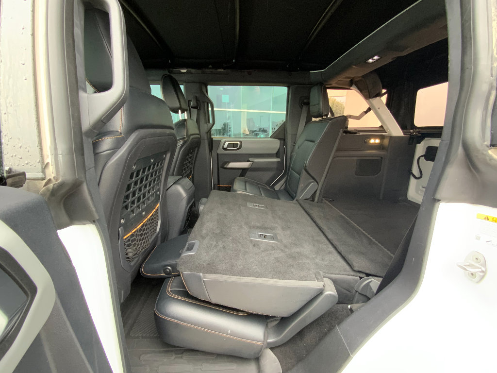 Used 2022 Ford Bronco Badlands image 16