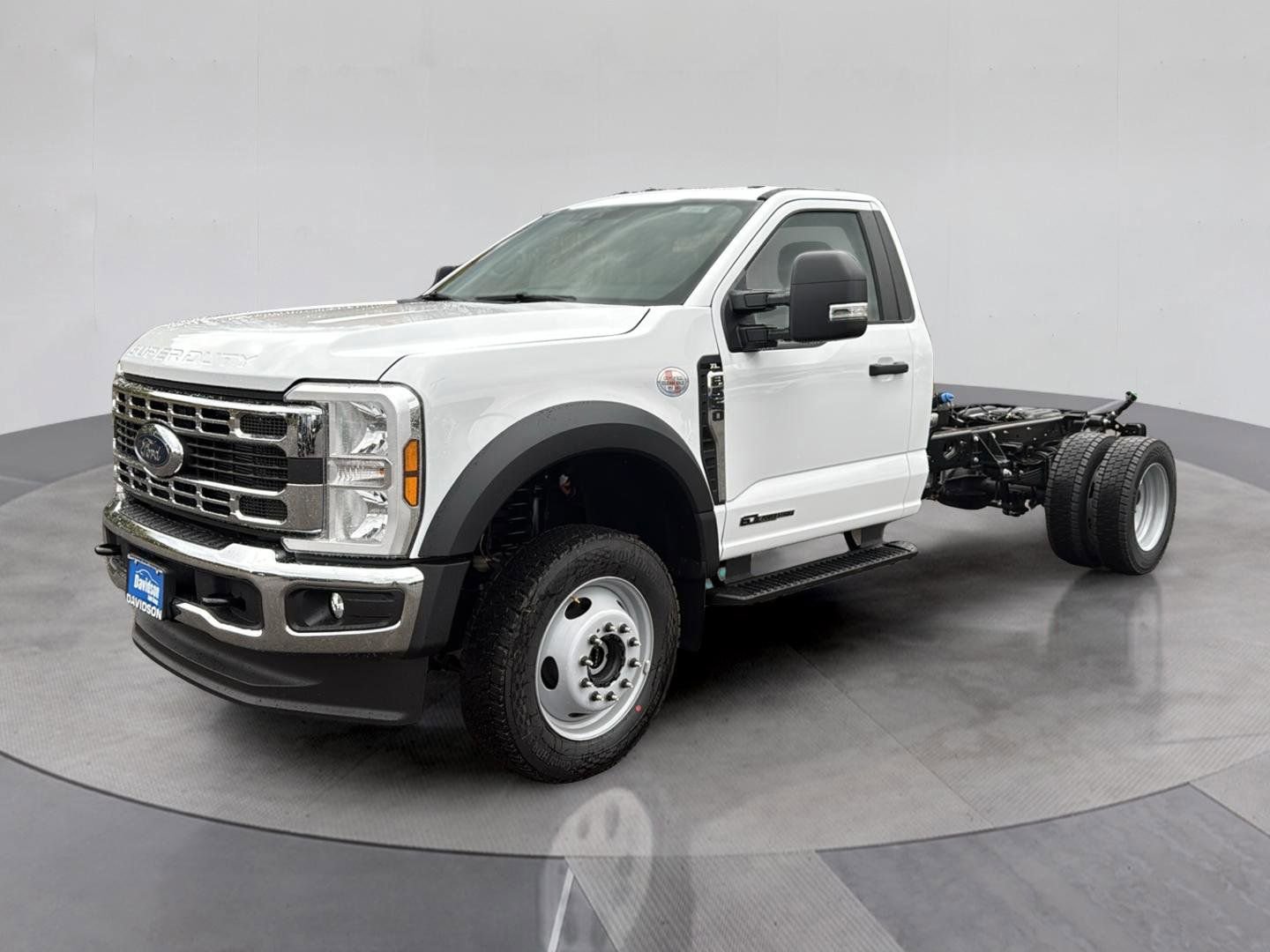 New 2026 Ford F550 4x4 Regular Cab Super Duty image 1