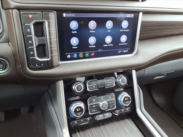 Used 2021 GMC Yukon Denali w/ Denali Premium Package image 32