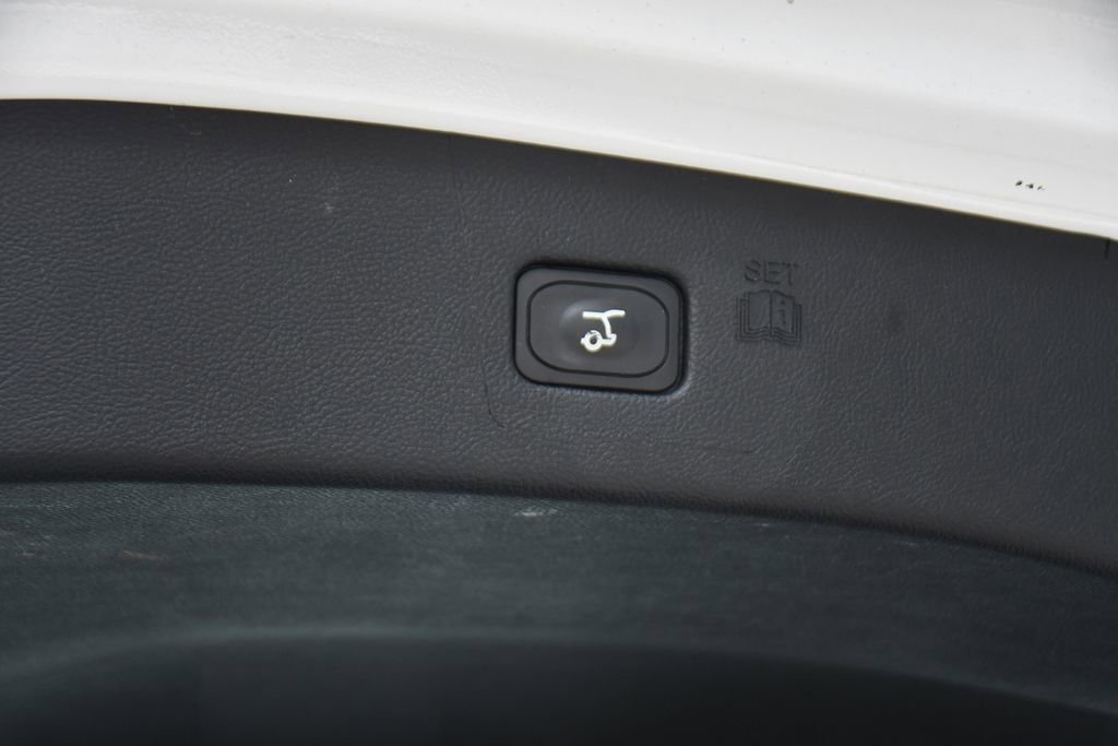 Used 2024 Ford Edge SEL w/ Convenience Package image 20