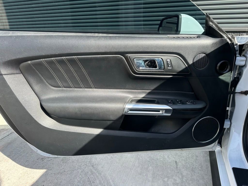 Used 2017 Ford Mustang Premium RWD image 19