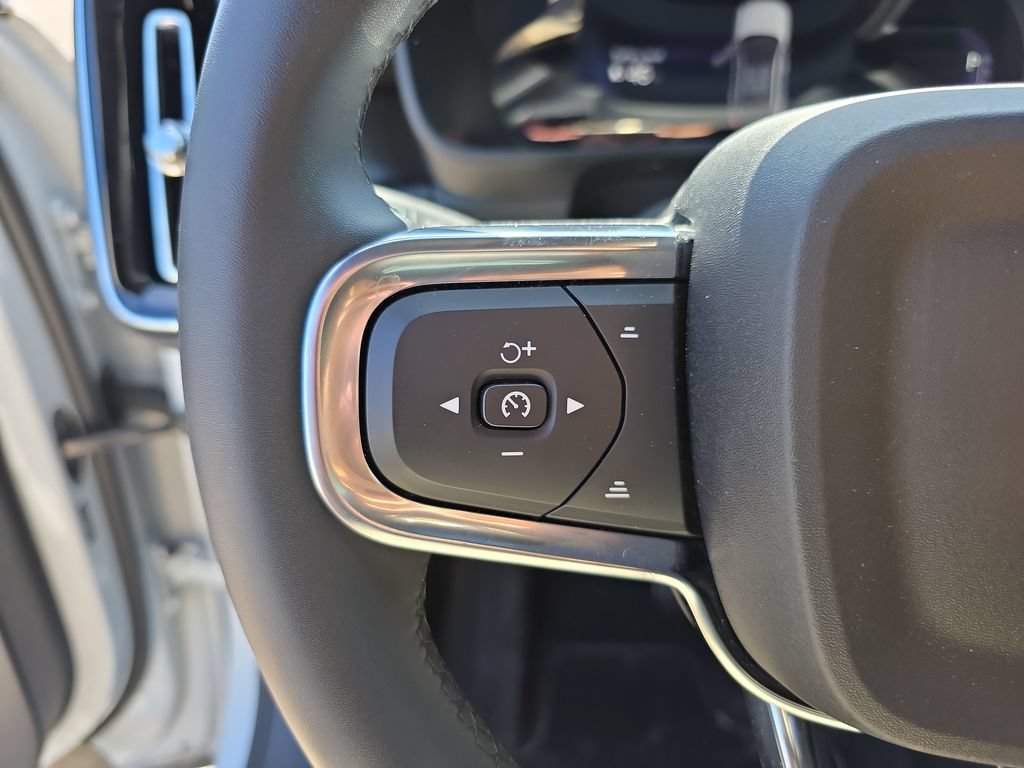 Used 2023 Volvo C40 P8 Recharge Ultimate AWD/4WD image 26