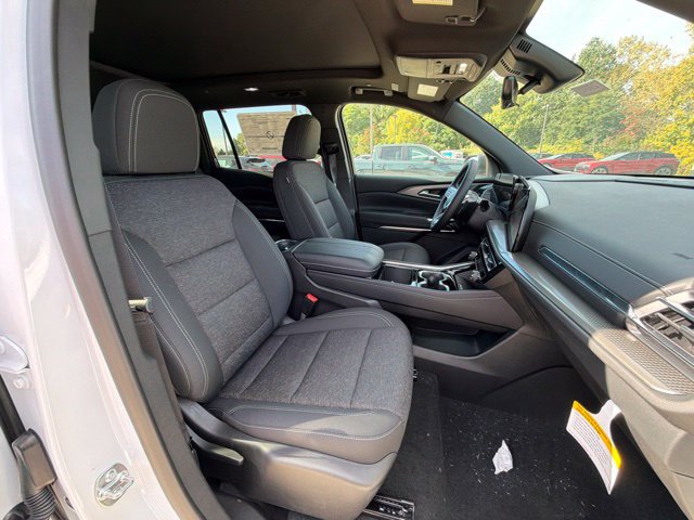 New 2027 Chevrolet Traverse LT w/ Sun and Wheel Package AWD/4WD image 35