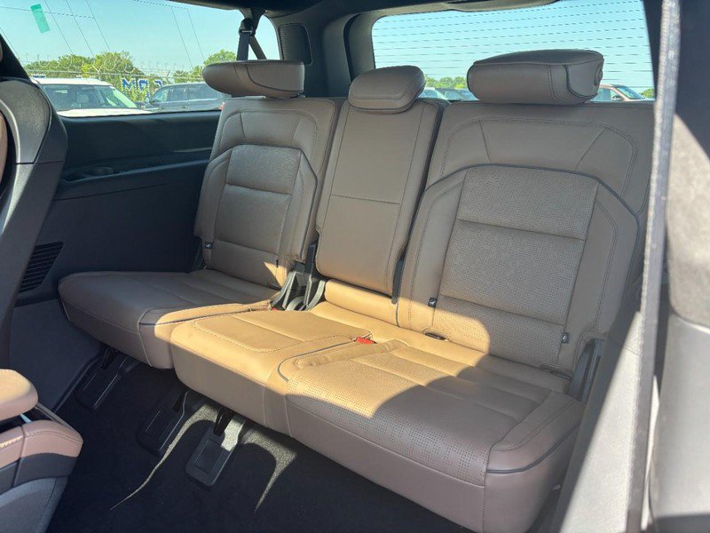 New 2026 Lincoln Navigator L Black Label AWD/4WD image 9