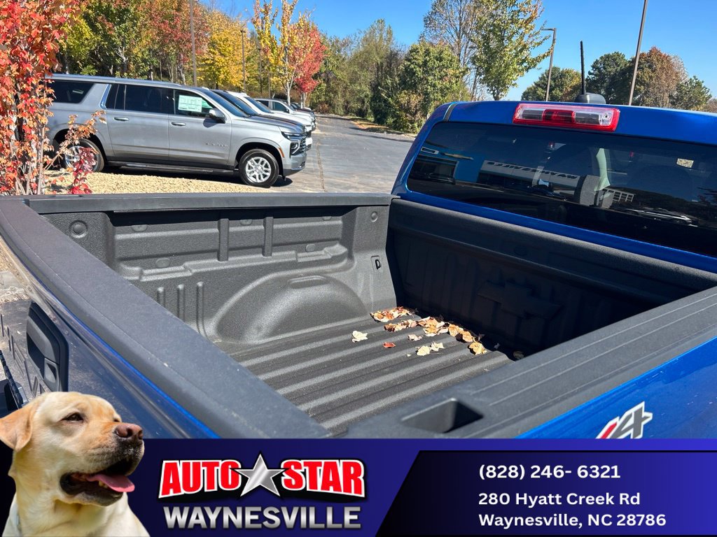 Used 2021 Chevrolet Colorado W/T w/ WT Convenience Package AWD/4WD image 8
