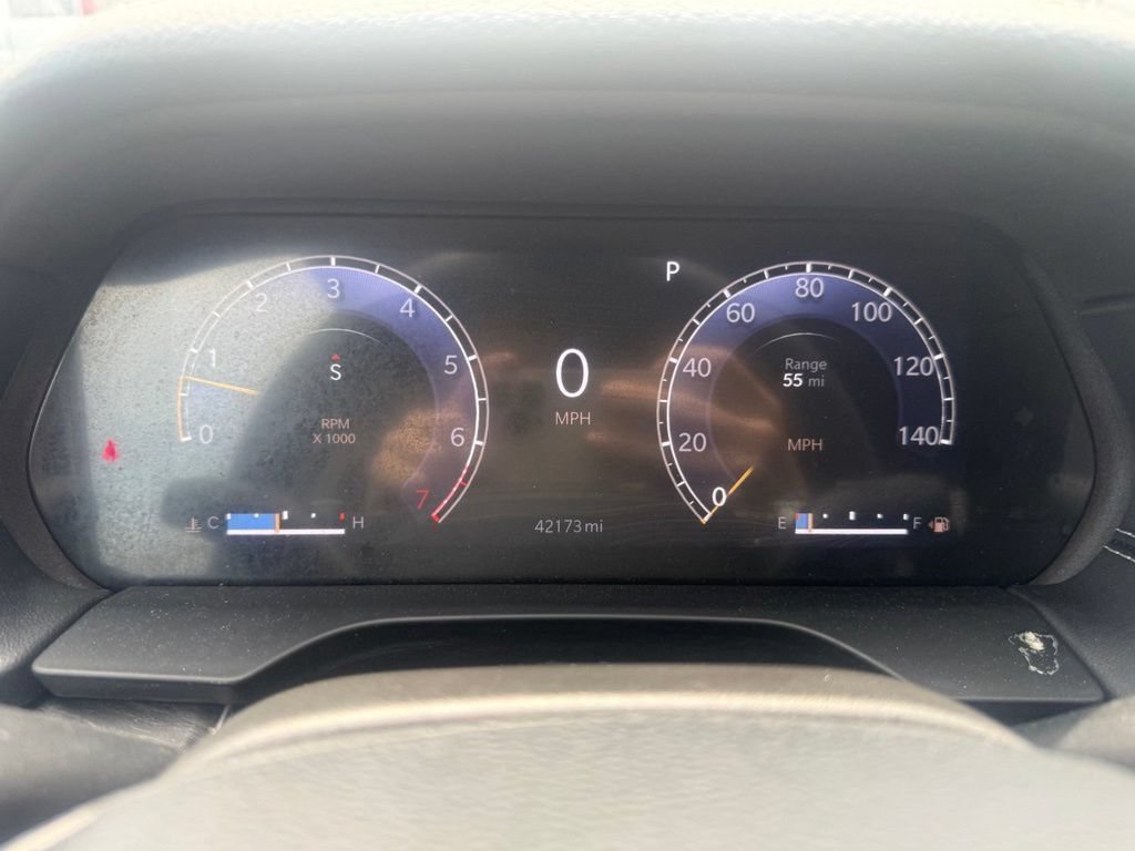 Used 2023 Jeep Grand Cherokee L Limited AWD/4WD image 18