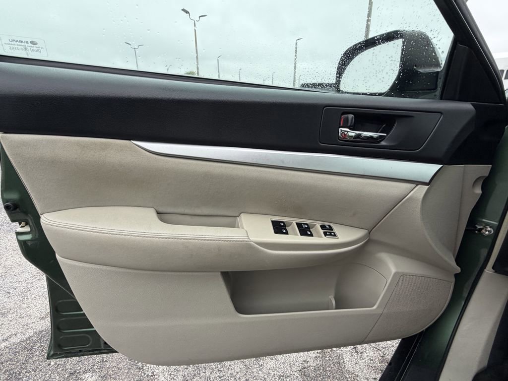 Used 2014 Subaru Outback 2.5i w/ Popular Package #1A AWD/4WD image 22