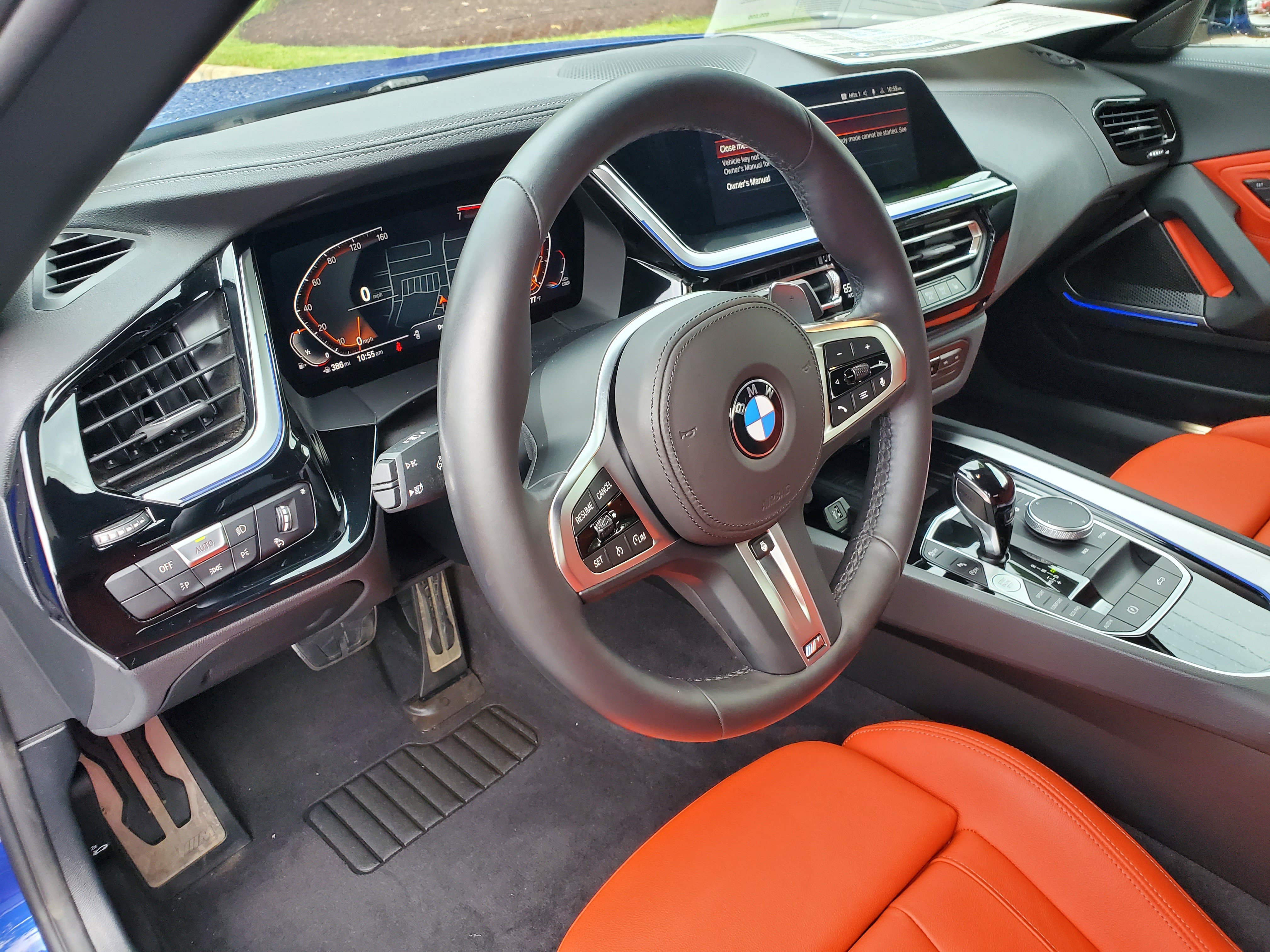 Certified 2024 BMW Z4 sDrive30i w/ Convenience Package RWD image 11