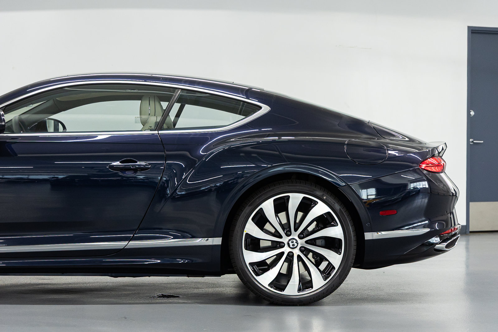 New 2026 Bentley Continental GT AWD/4WD image 14