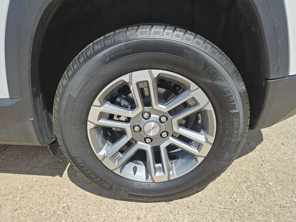 Used 2025 GMC Terrain Elevation image 21