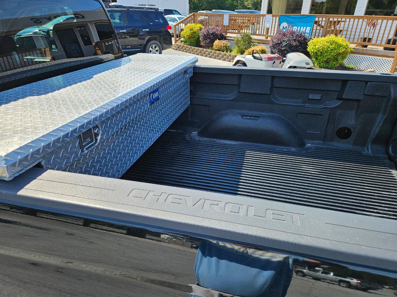 Used 2014 Chevrolet Silverado 1500 LT w/ LT Convenience Package AWD/4WD image 12