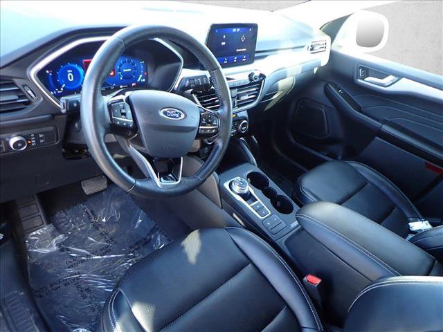 Used 2021 Ford Escape SEL w/ Technology Package image 11
