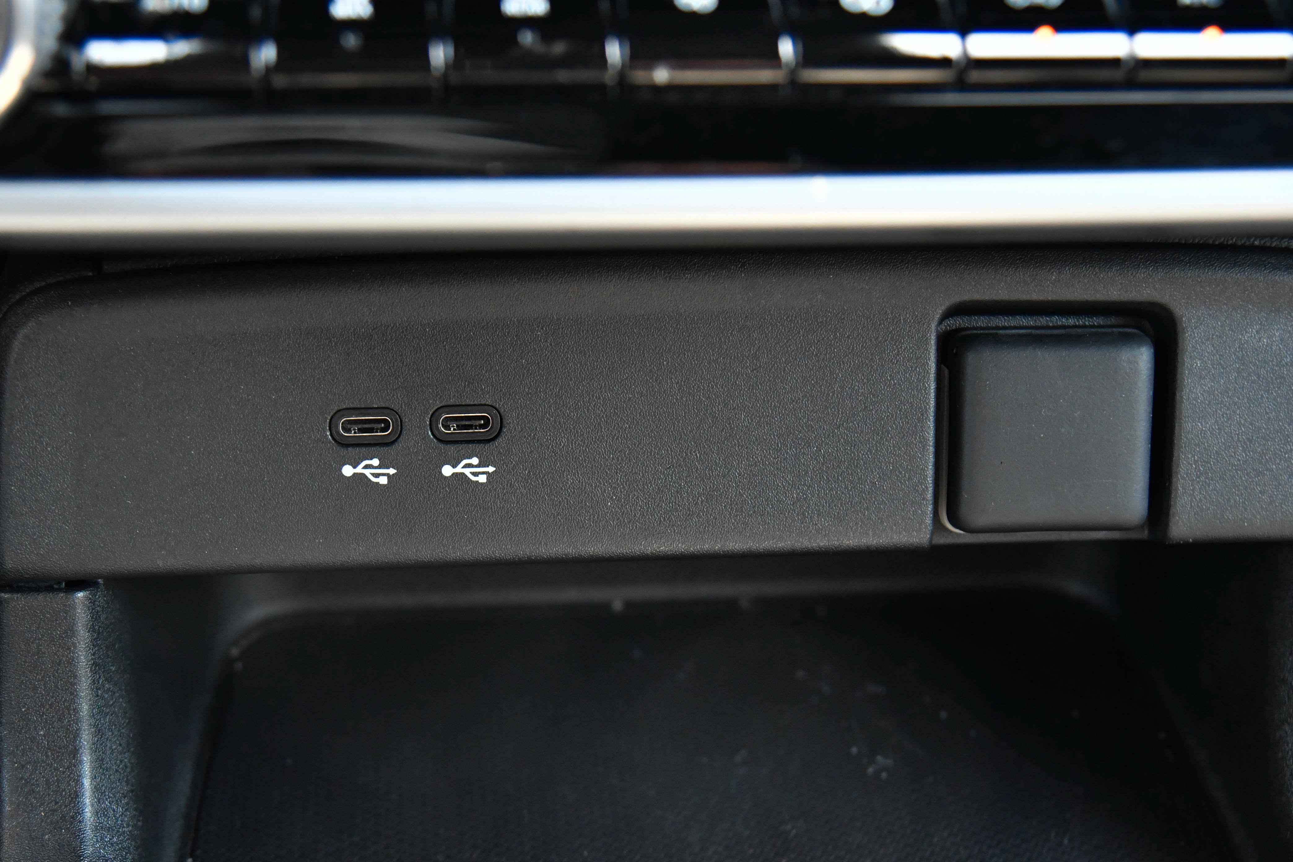 Used 2024 Honda Prologue EX image 28