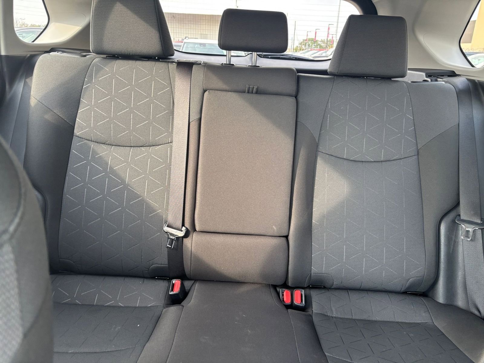 Used 2025 Toyota RAV4 XLE image 38