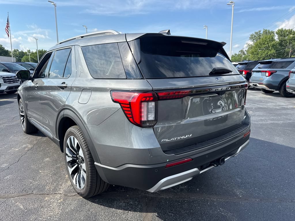 Used 2025 Ford Explorer Platinum w/ LUX Leather Package AWD/4WD image 9