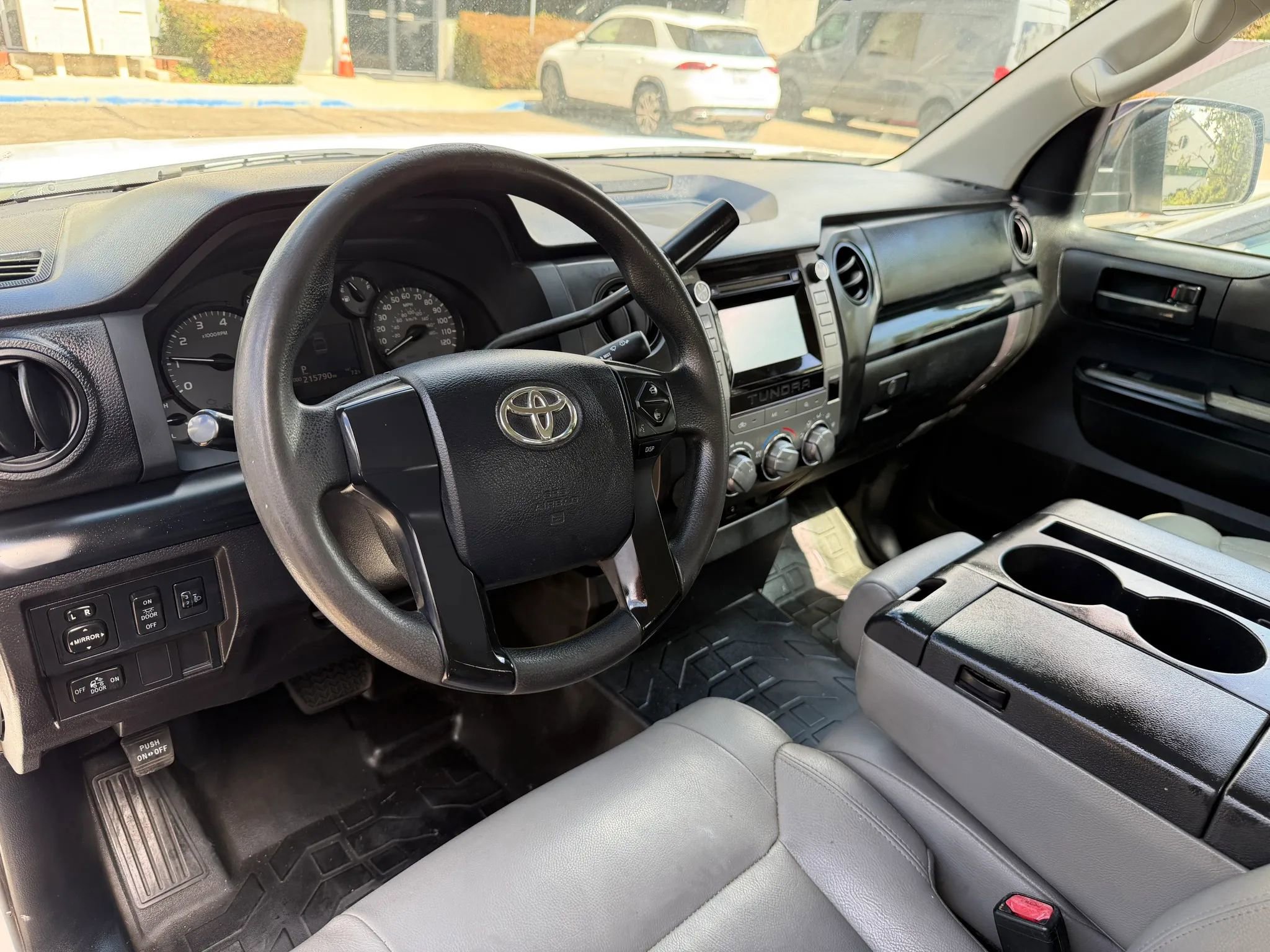 Used 2015 Toyota Tundra SR AWD/4WD image 13