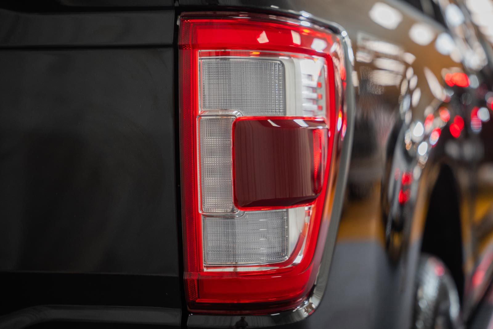 Certified 2023 Ford F150 Lariat w/ Equipment Group 502A High image 6