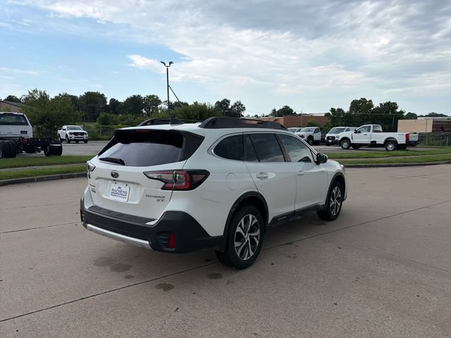 Used 2022 Subaru Outback Limited XT AWD/4WD image 5