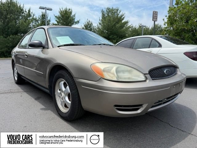 Used 2004 Ford Taurus SE