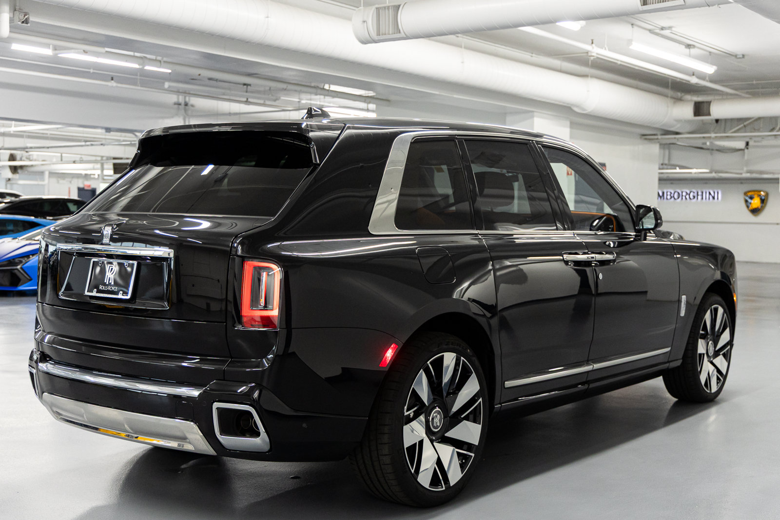 New 2027 Rolls-Royce Cullinan AWD/4WD image 6