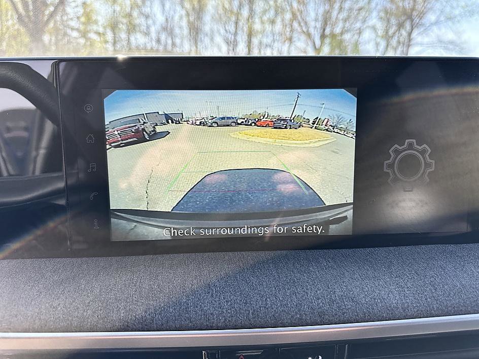 Certified 2025 Nissan Kicks SV image 14