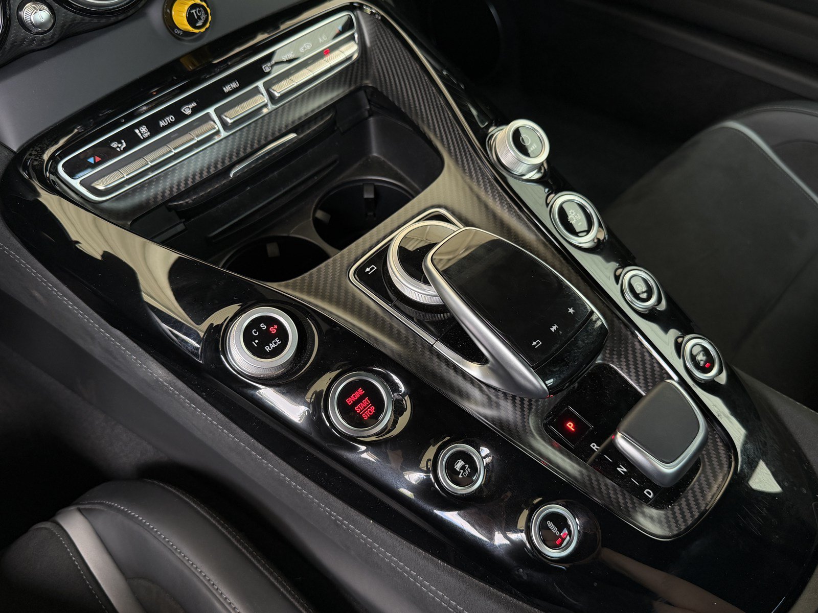 Used 2018 Mercedes-Benz AMG GT R image 27