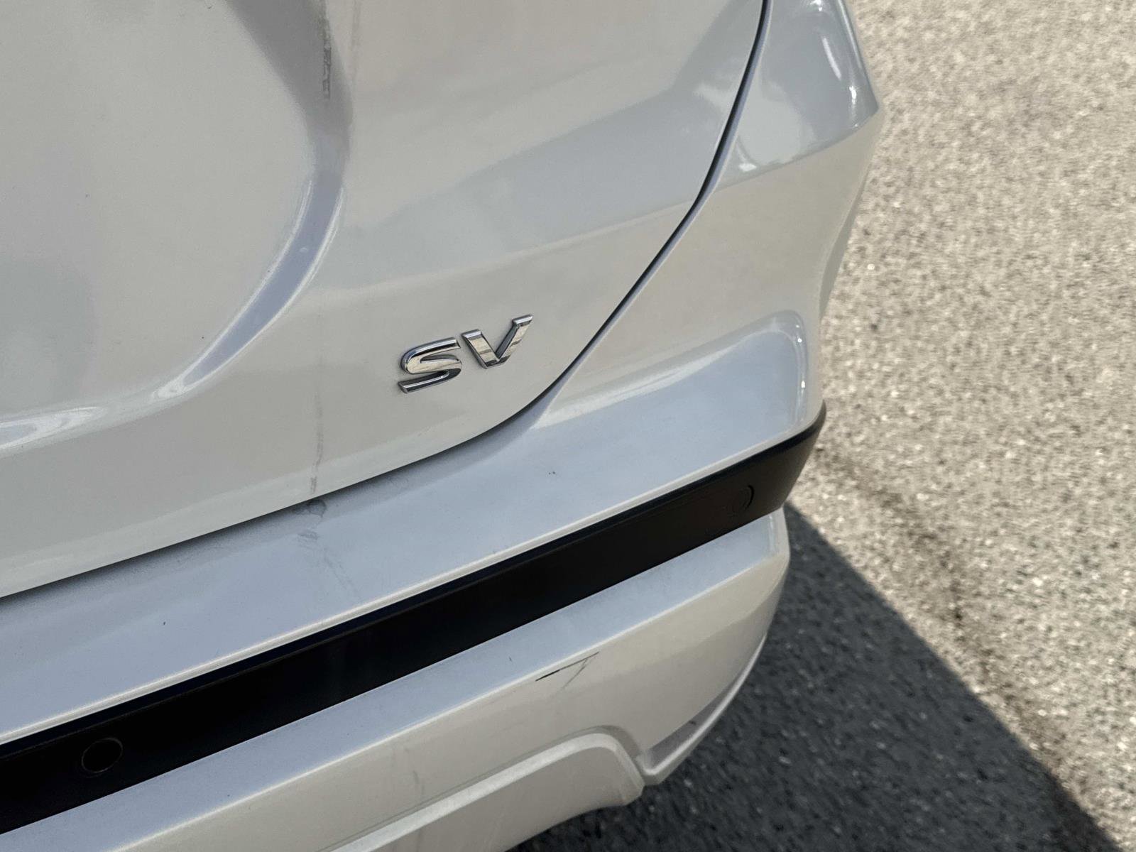 Used 2023 Nissan Kicks SV image 6