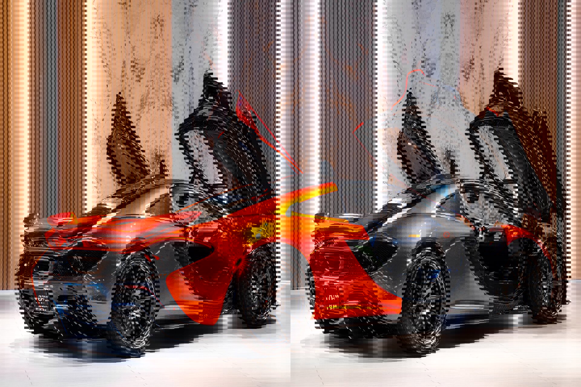 Used 2014 McLaren P1 image 8