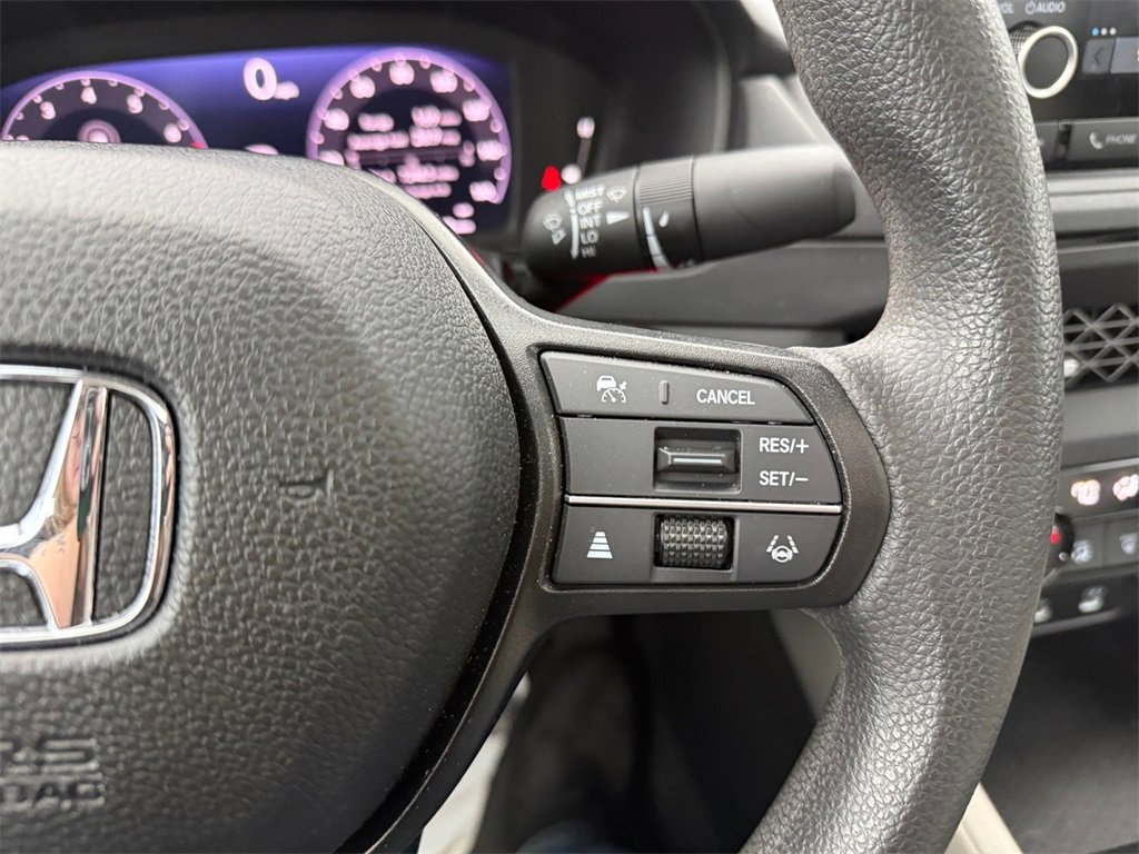 Used 2025 Honda Accord SE image 35