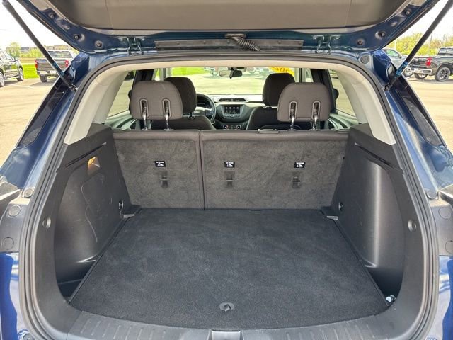 Used 2023 Chevrolet TrailBlazer LT FWD image 33