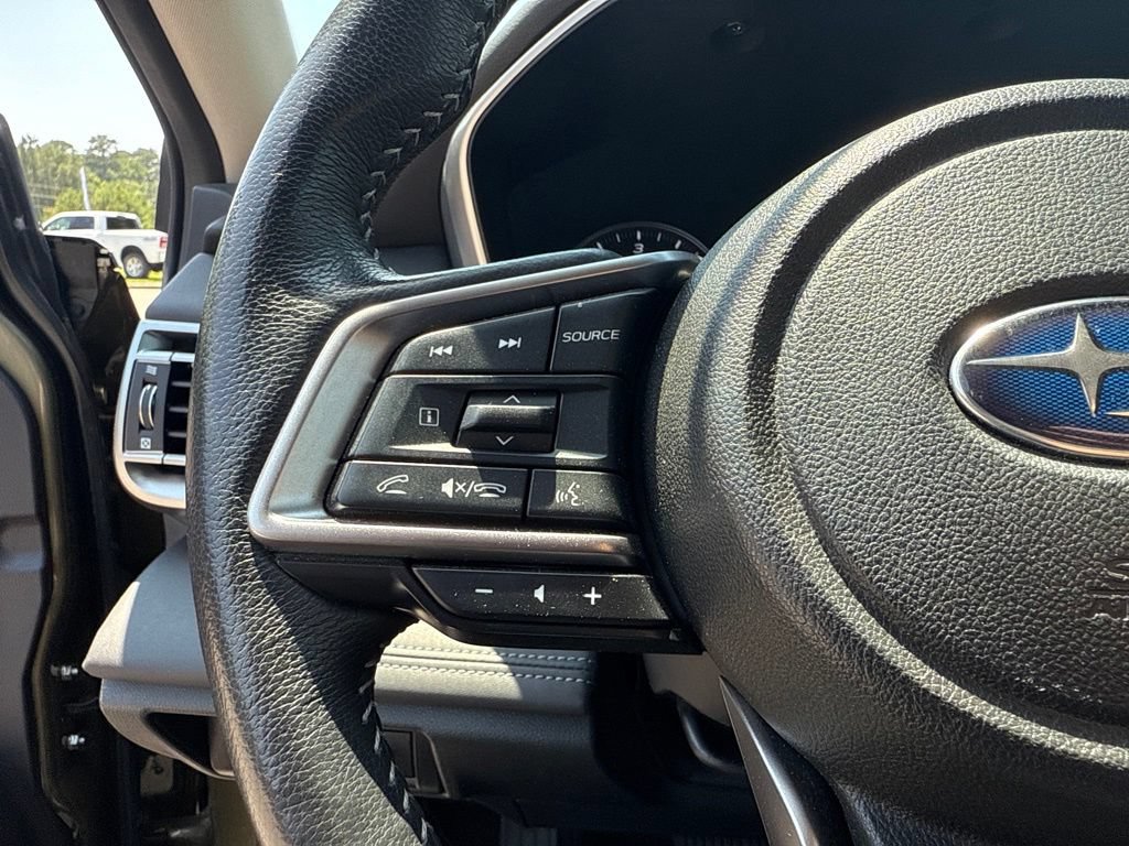 Used 2023 Subaru Outback Limited AWD/4WD image 9
