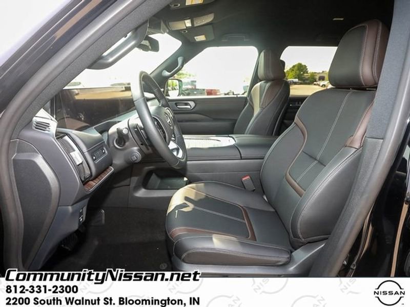 New 2025 Nissan Armada SL w/ Captain's Chari Seat Package image 9