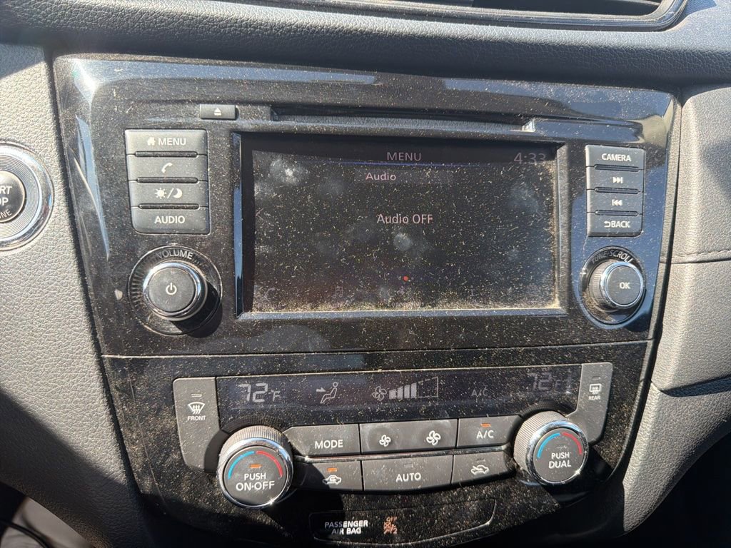 Used 2019 Nissan Rogue SV FWD image 18