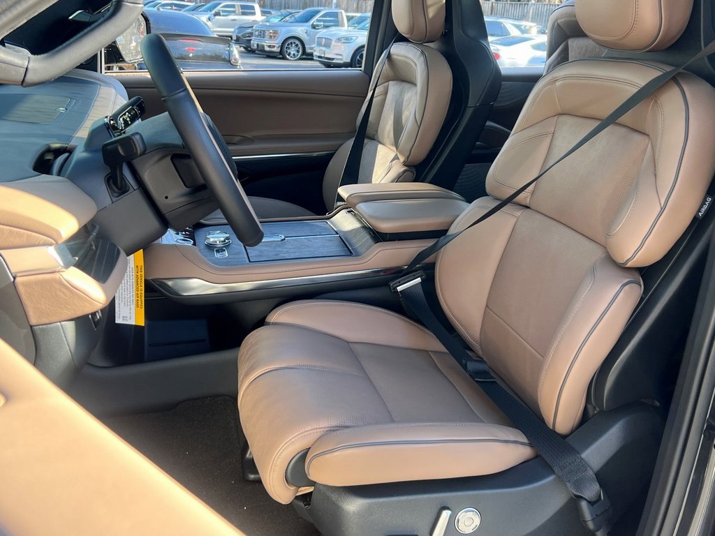New 2026 Lincoln Navigator L Black Label image 18