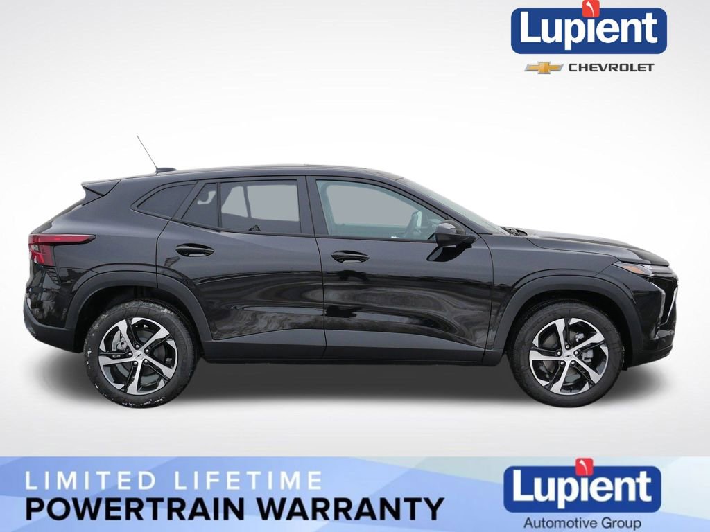 New 2026 Chevrolet Trax RS w/ Sunroof Package video 2