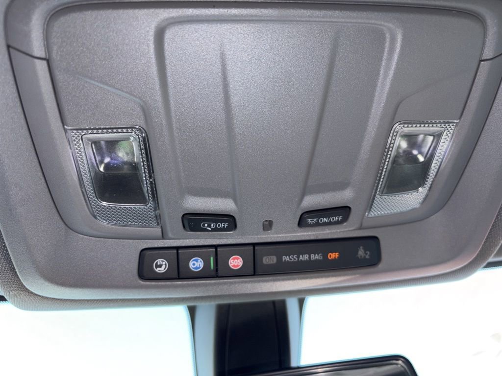 Used 2022 Chevrolet Silverado 1500 RST image 18