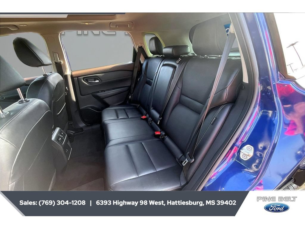 Used 2023 Nissan Rogue SL AWD/4WD image 19