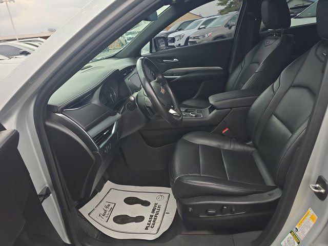 Used 2022 Cadillac XT4 Premium Luxury w/ Driver Awareness Package FWD image 27