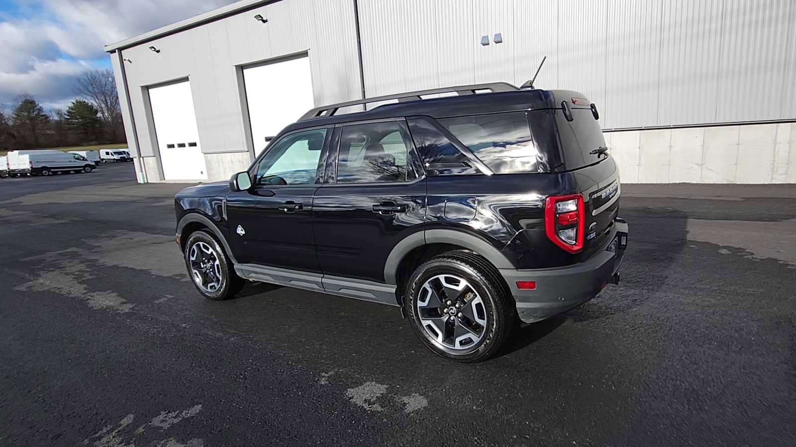 Used 2022 Ford Bronco Sport Outer Banks w/ Tech Package image 6