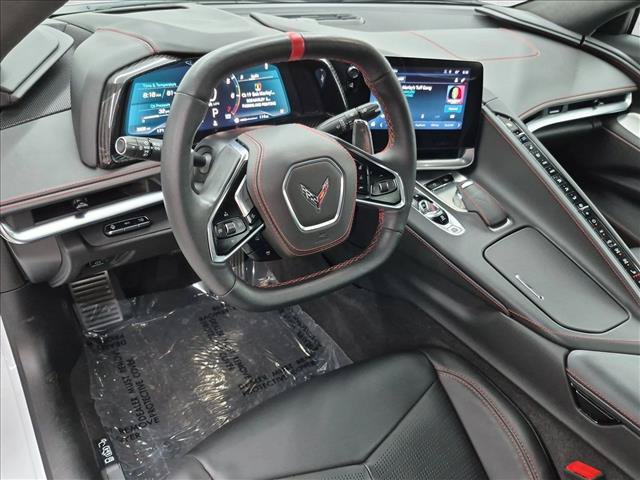 Used 2024 Chevrolet Corvette Stingray Premium Conv w/ Z51 Performance Package RWD image 16