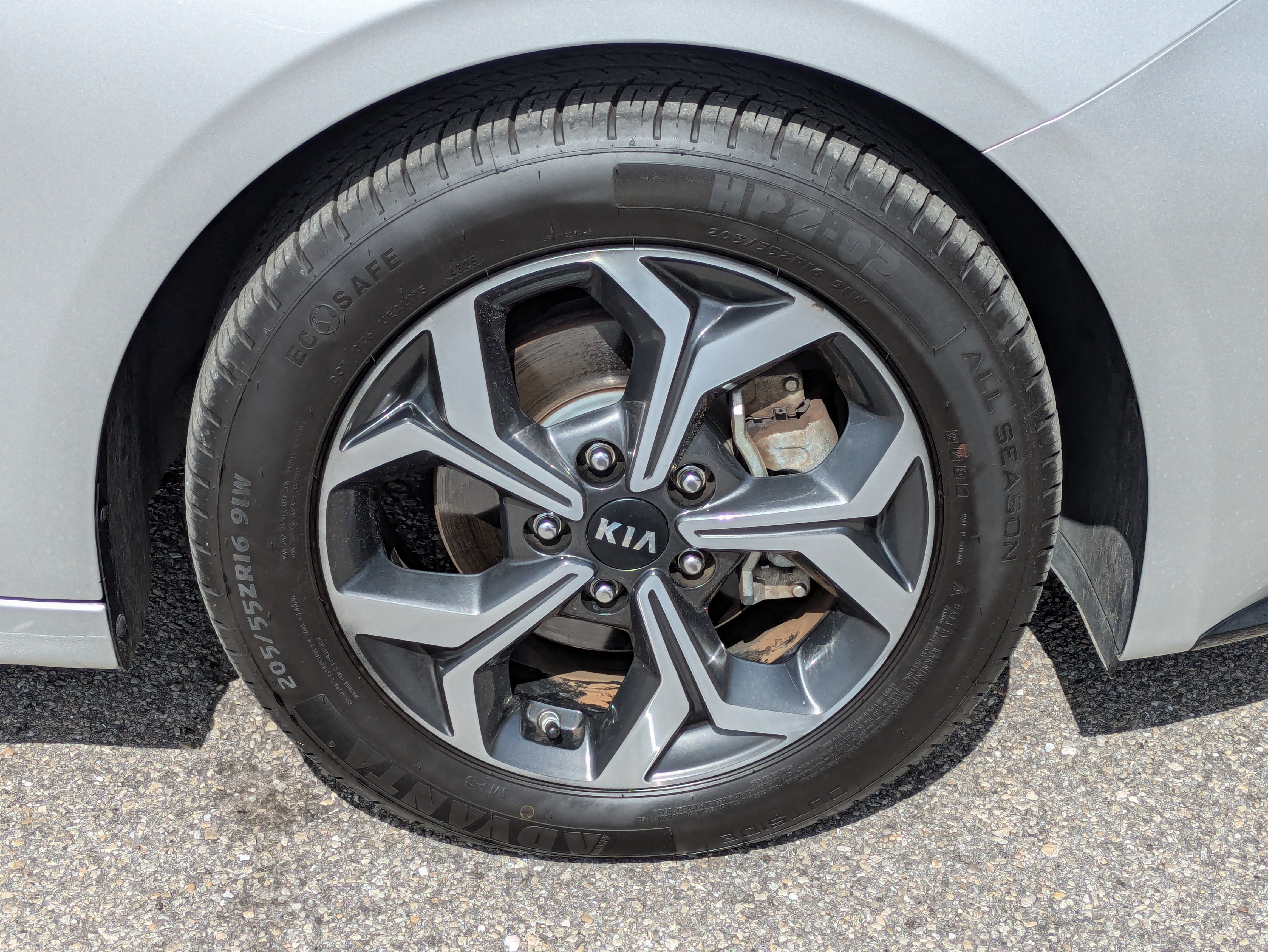 Used 2020 Kia Forte LXS FWD image 11