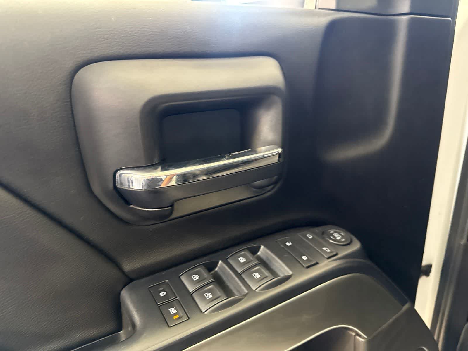 Used 2018 Chevrolet Silverado 1500 LT w/ Max Trailering Package AWD/4WD image 15