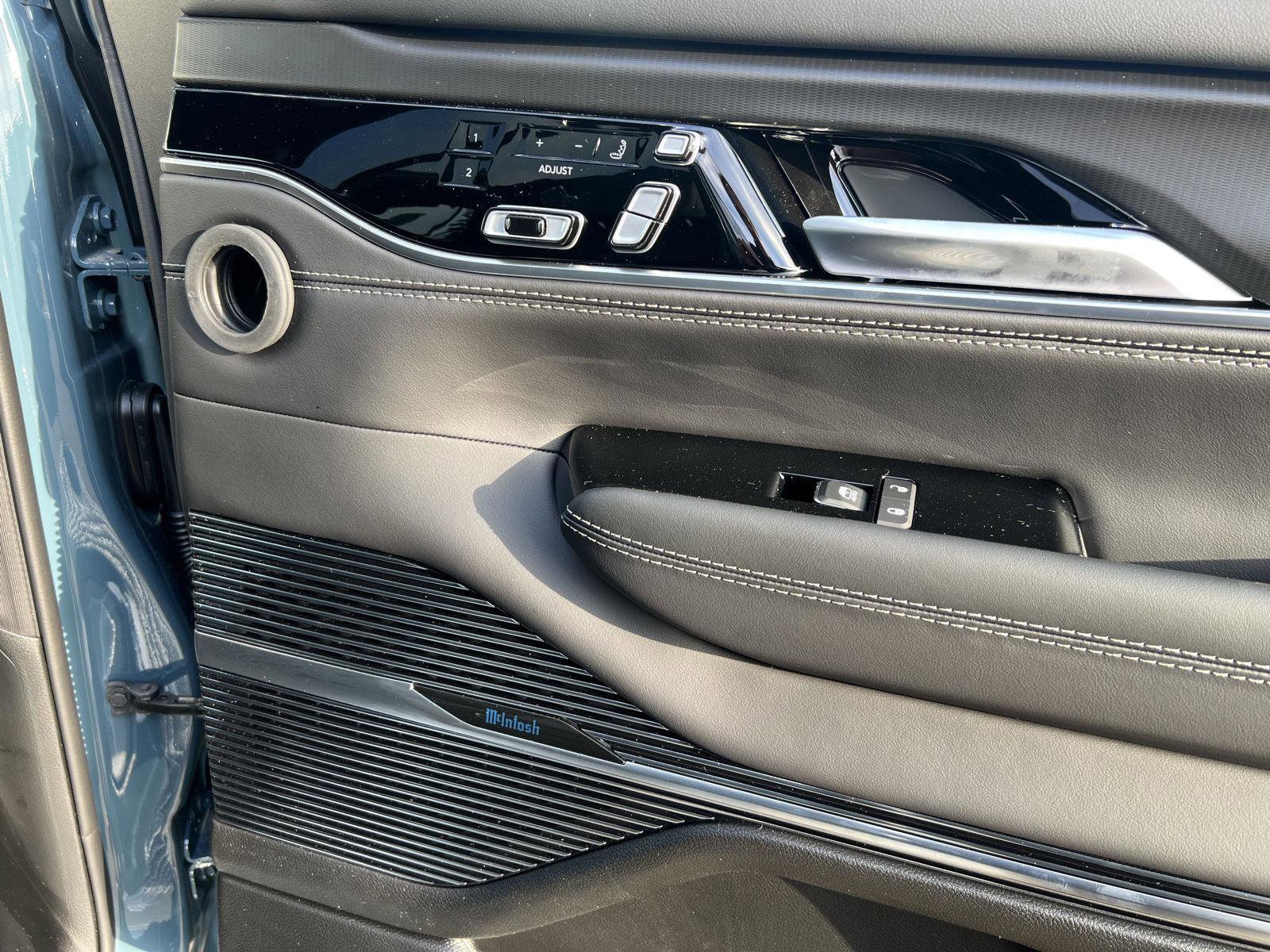 New 2026 Jeep Grand Wagoneer Summit image 46