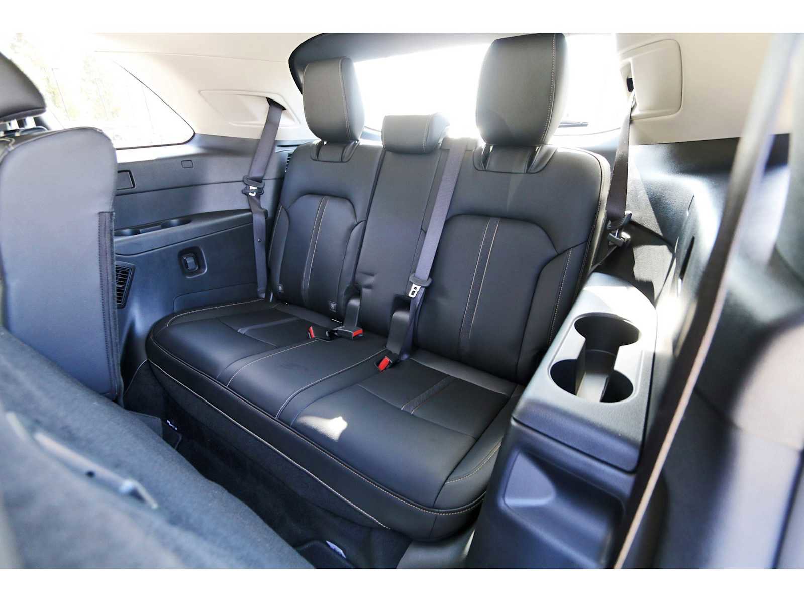 Used 2025 MAZDA CX-90 3.3 Turbo w/ Select Package image 13