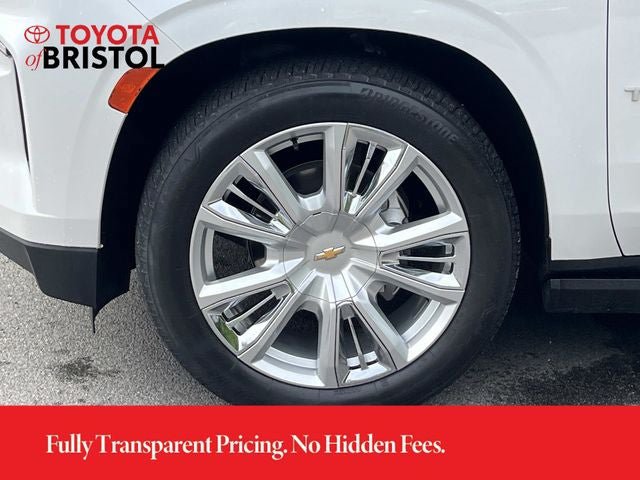 Used 2024 Chevrolet Tahoe High Country AWD/4WD image 11