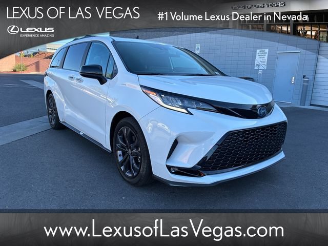 Used 2025 Toyota Sienna XSE w/ XSE Plus Package