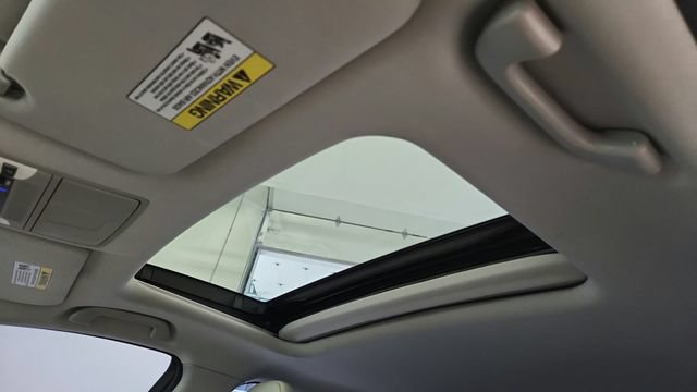 Used 2015 Acura TLX V6 FWD image 12